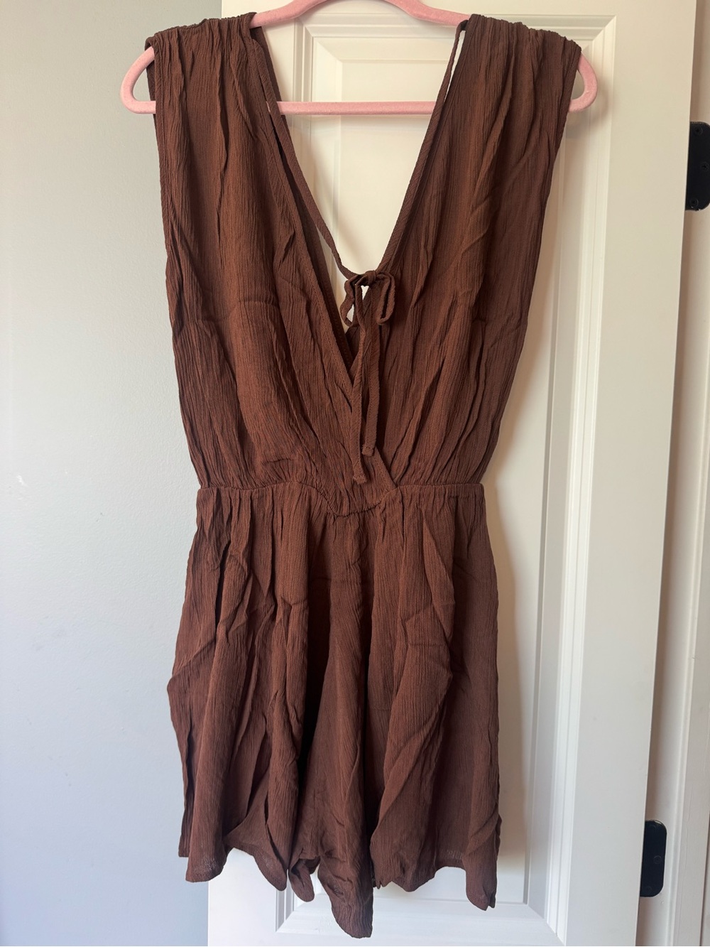 ZENANA Romper Crinkle Fabric Draped Open Back Brown Large Country Boho Fall - Picture 5 of 6